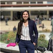 Estudiante de Derecho de UCH. Mis clases son entretenidas y dinámicas, rápidas y enfocadas en los contenidos de la prueba PAES o PTU